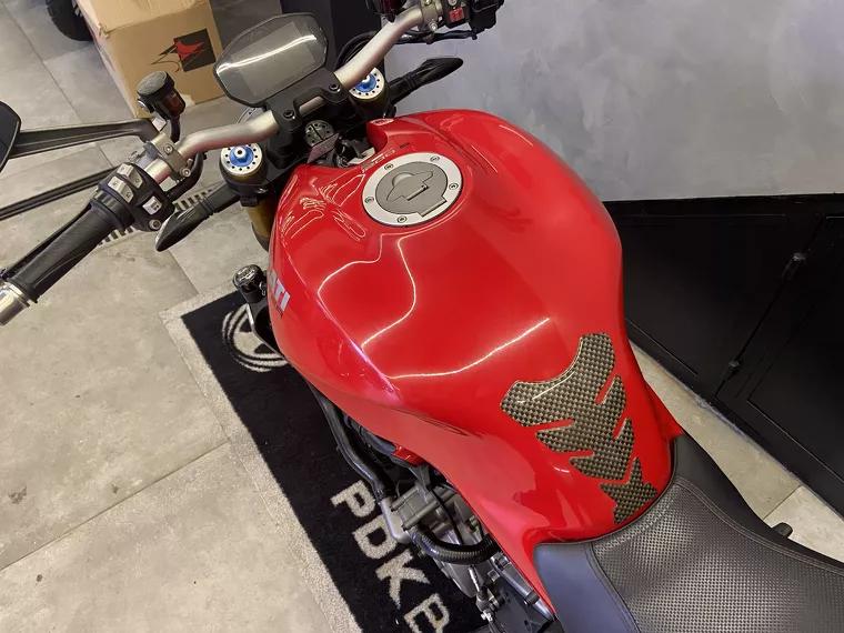 Ducati Monster Vermelho 11