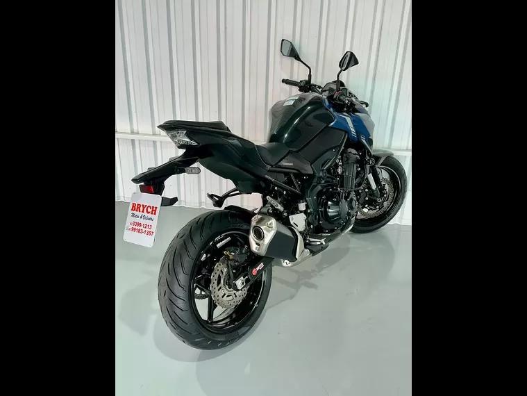 Kawasaki Z Azul 6