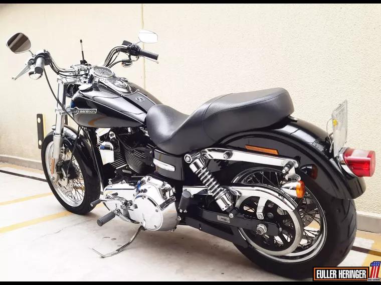 Harley-Davidson Dyna Preto 8