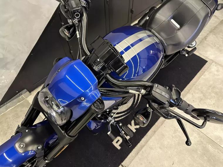 Harley-Davidson V-Rod Azul 10