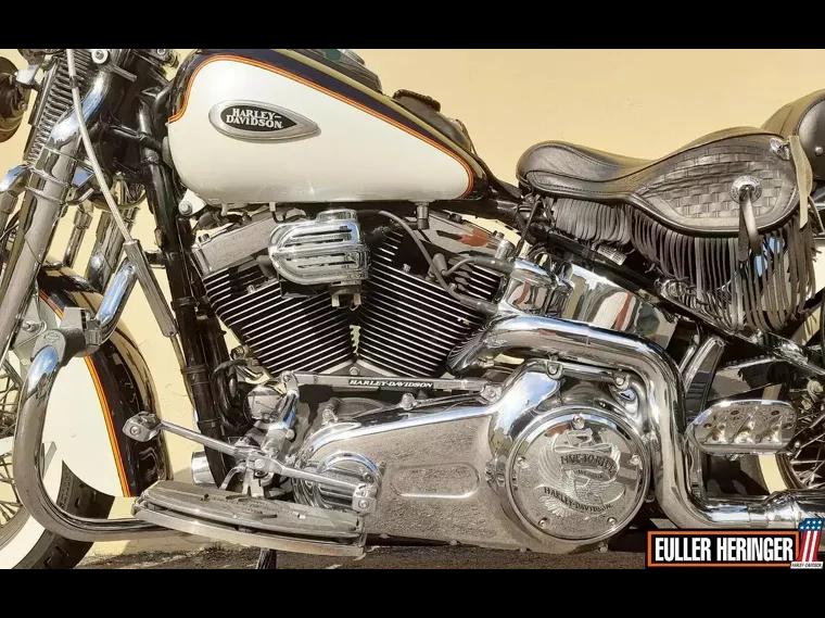 Harley-Davidson Deluxe Branco 4