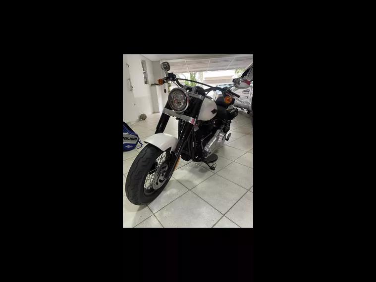 Harley-Davidson Slim Branco 1