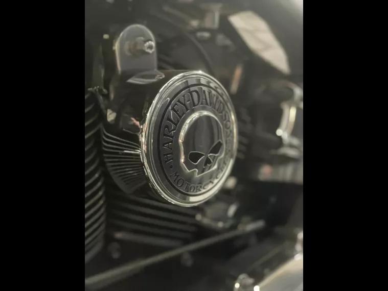 Harley-Davidson Deluxe Branco 5
