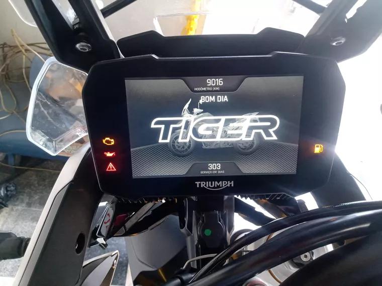 Triumph Tiger 900 Preto 7