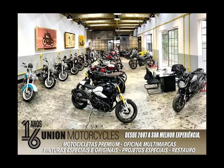 Harley-Davidson Ultra Limited Preto 10