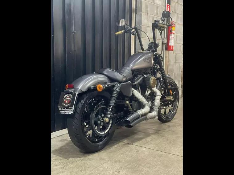 Harley-Davidson Sportster 883 Cinza 1