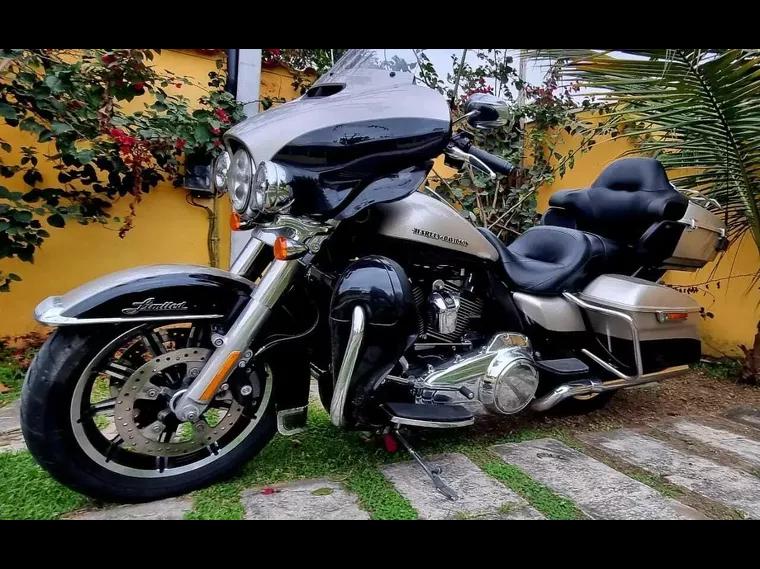 Harley-Davidson Ultra Limited Prata 5