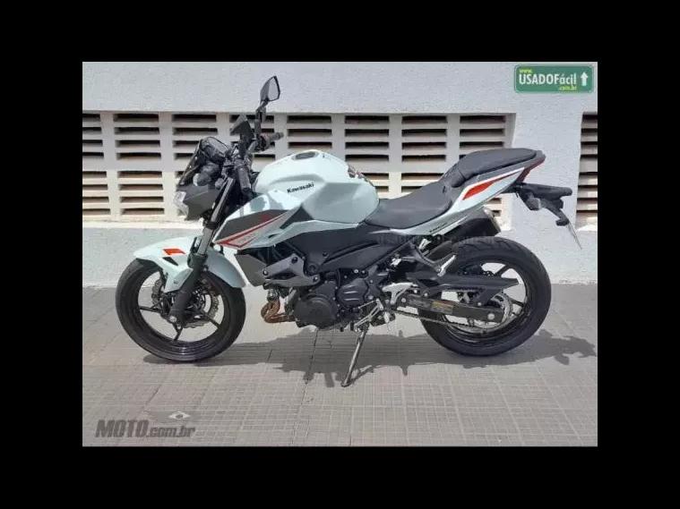 Kawasaki Z Branco 3