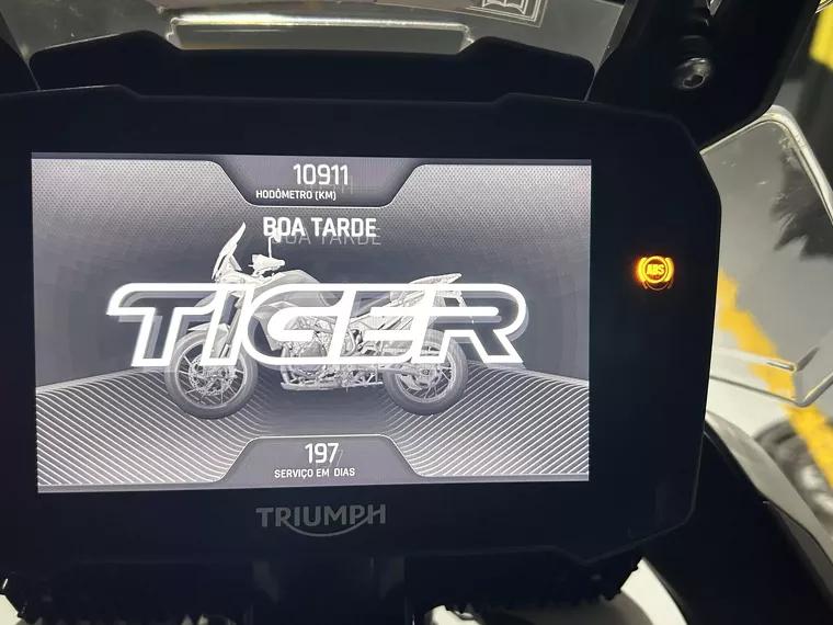 Triumph Tiger 900 Branco 4
