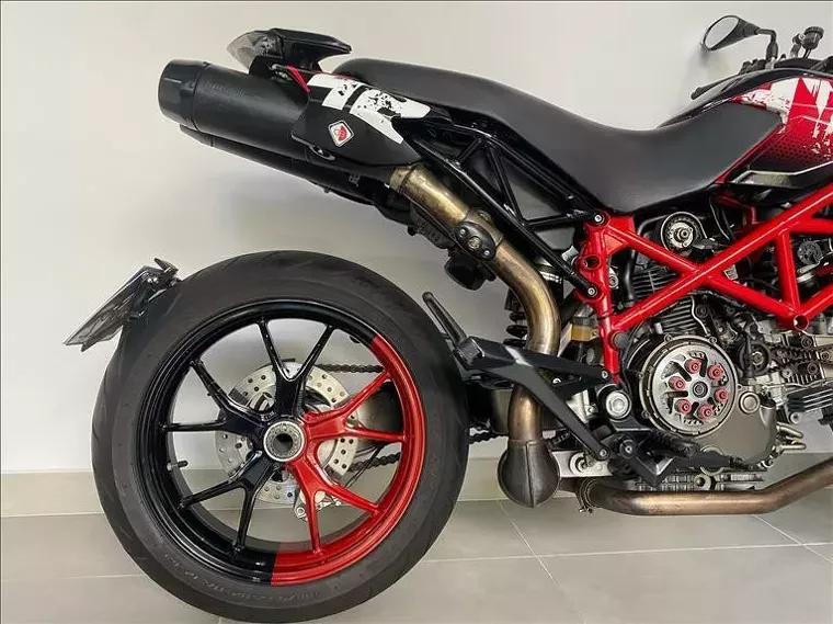 Ducati Hypermotard Vermelho 4