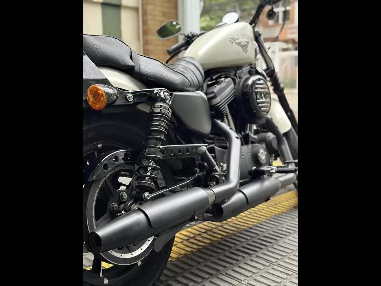 Harley-Davidson Sportster 883 Branco 9