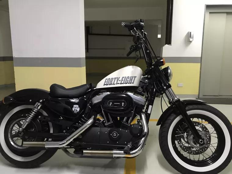 Harley-Davidson Sportster 1200 Branco 2