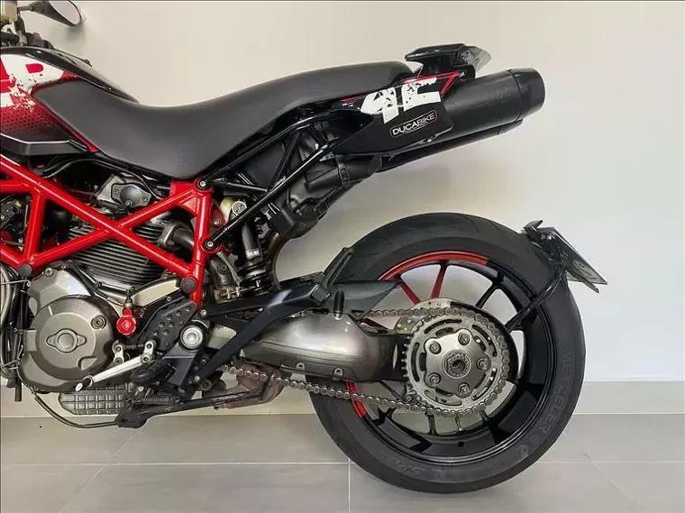 Ducati Hypermotard Vermelho 10