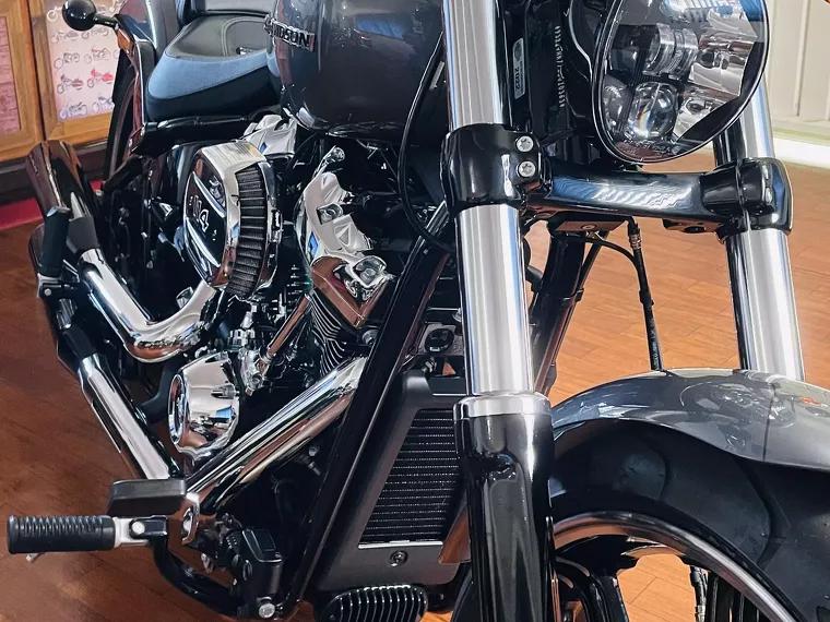 Harley-Davidson Breakout Cinza 18