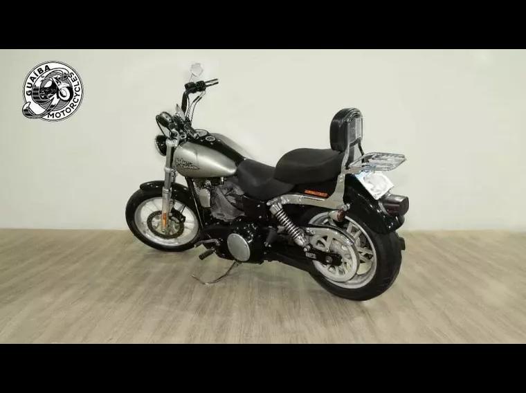 Harley-Davidson Dyna Prata 11
