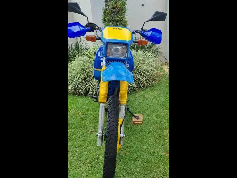 Yamaha XT 600 Azul 18