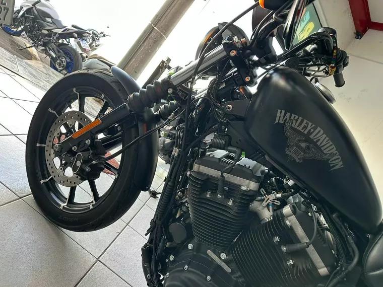 Harley-Davidson Sportster 883 Preto 21