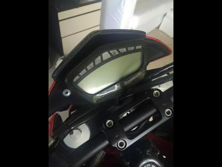 Ducati Hypermotard Vermelho 11